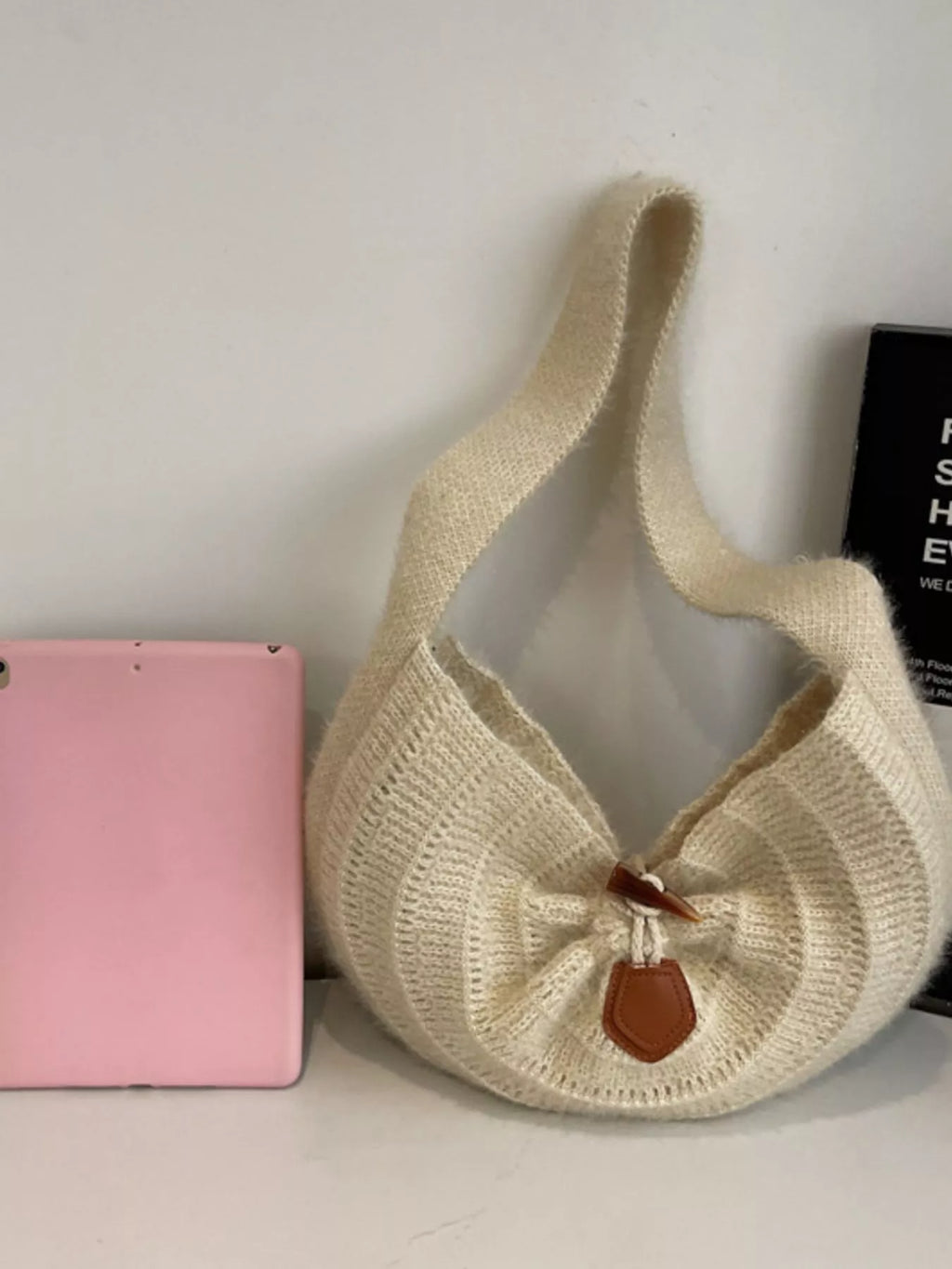 Lightweight Knitted Shoulder Bag