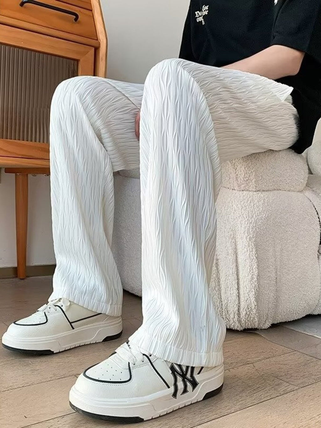 Men's Textured Wide-Leg Drawstring Pants