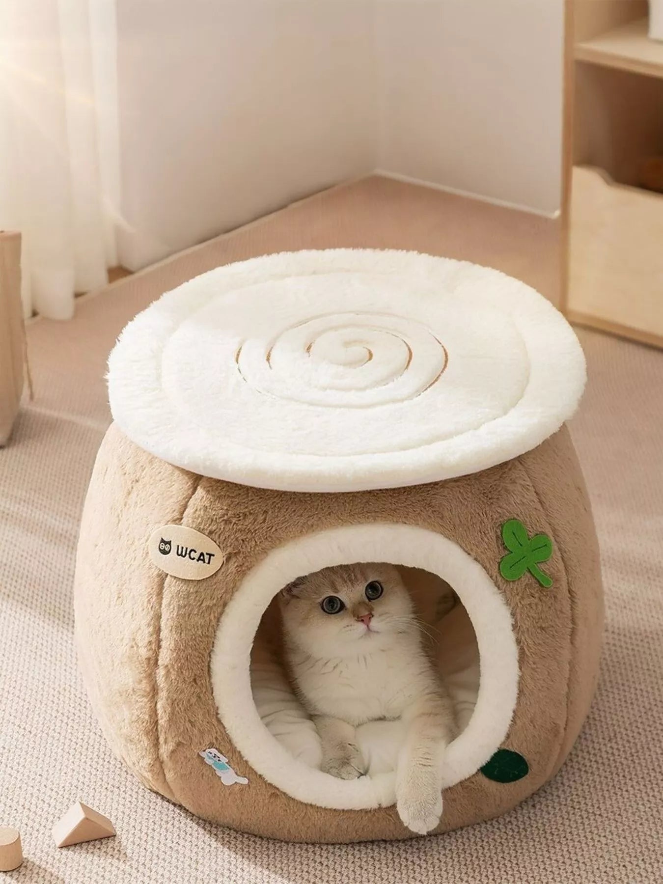 Cozy Tree Stump Pet Nest