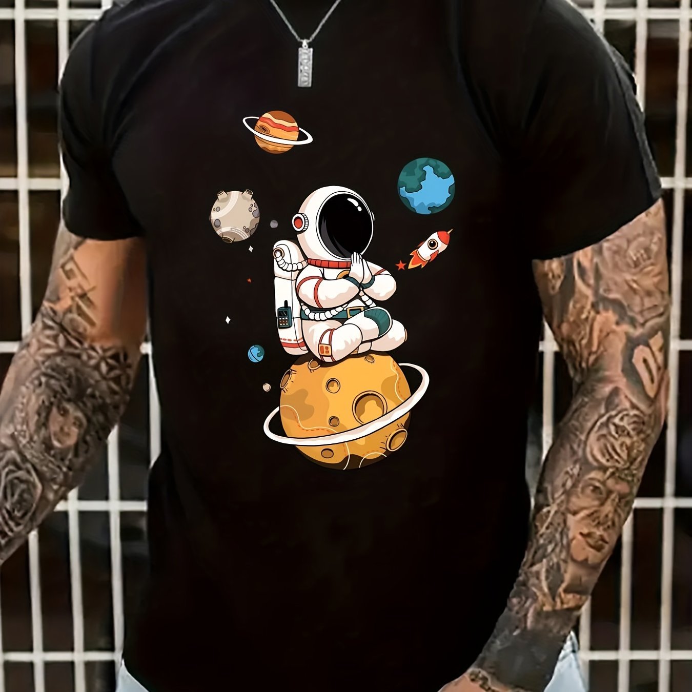 Men’s Astronaut Graphic Shirt