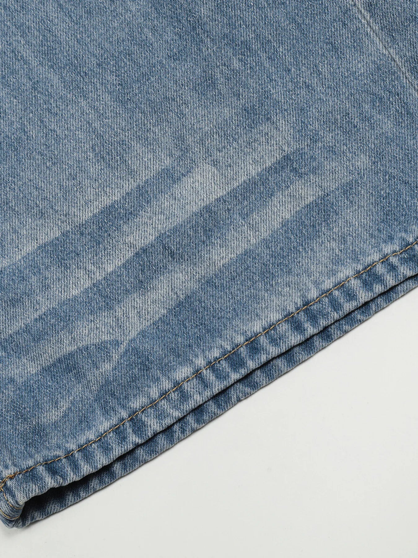 Men's Wide Leg Wash Jeans