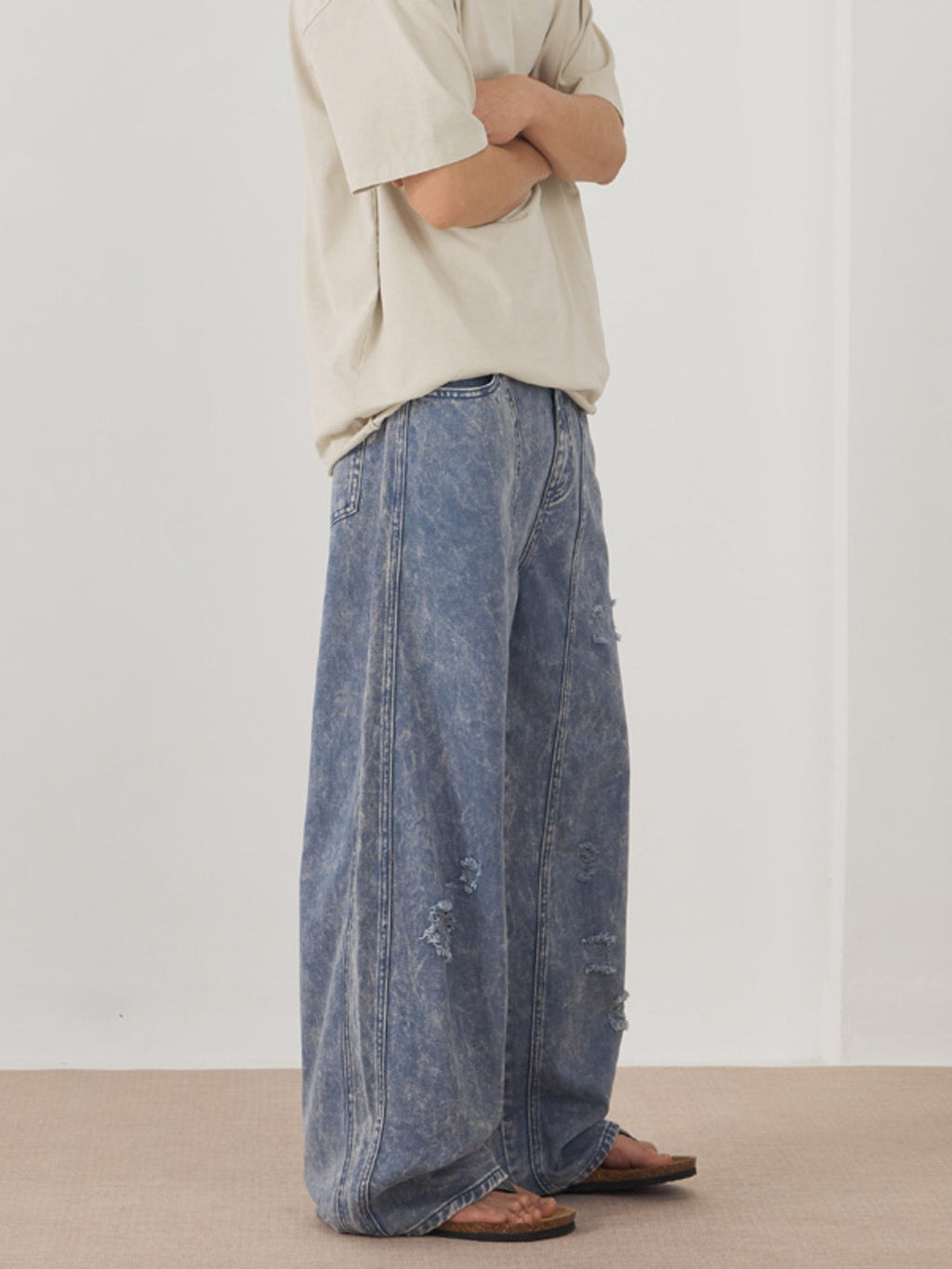 Men's Distressed Wide Leg Jeans