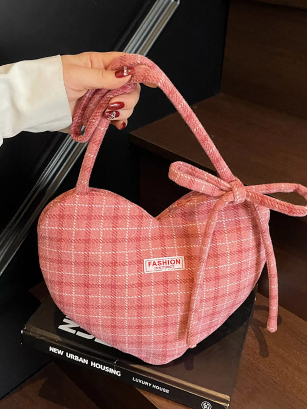 Heart-Shaped Plaid Shoulder Bag