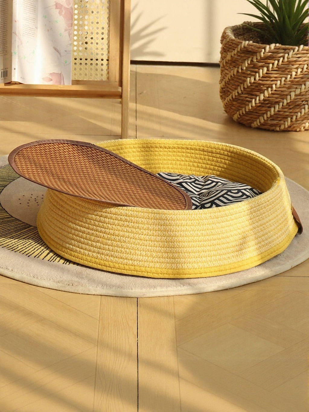 Woven Rattan Pet Nest