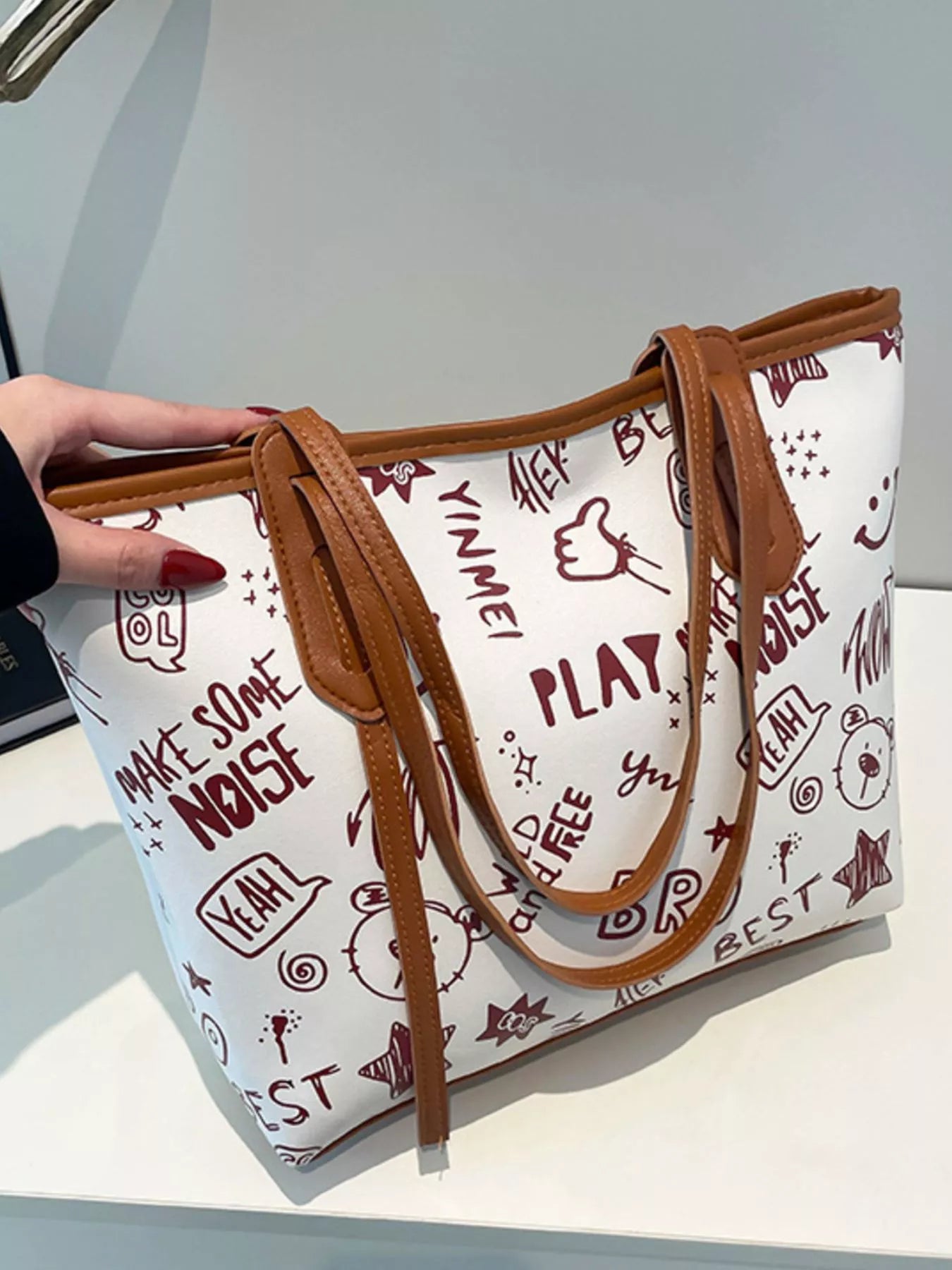 Graffiti Print Casual Tote Bag