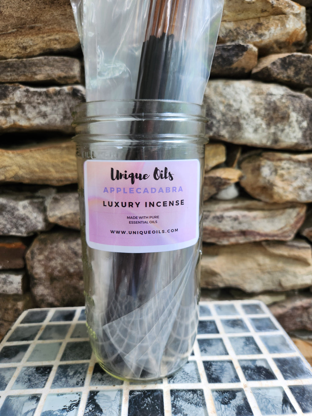 Unique Oils Luxury Incense - Applecadabra (pack of 10)