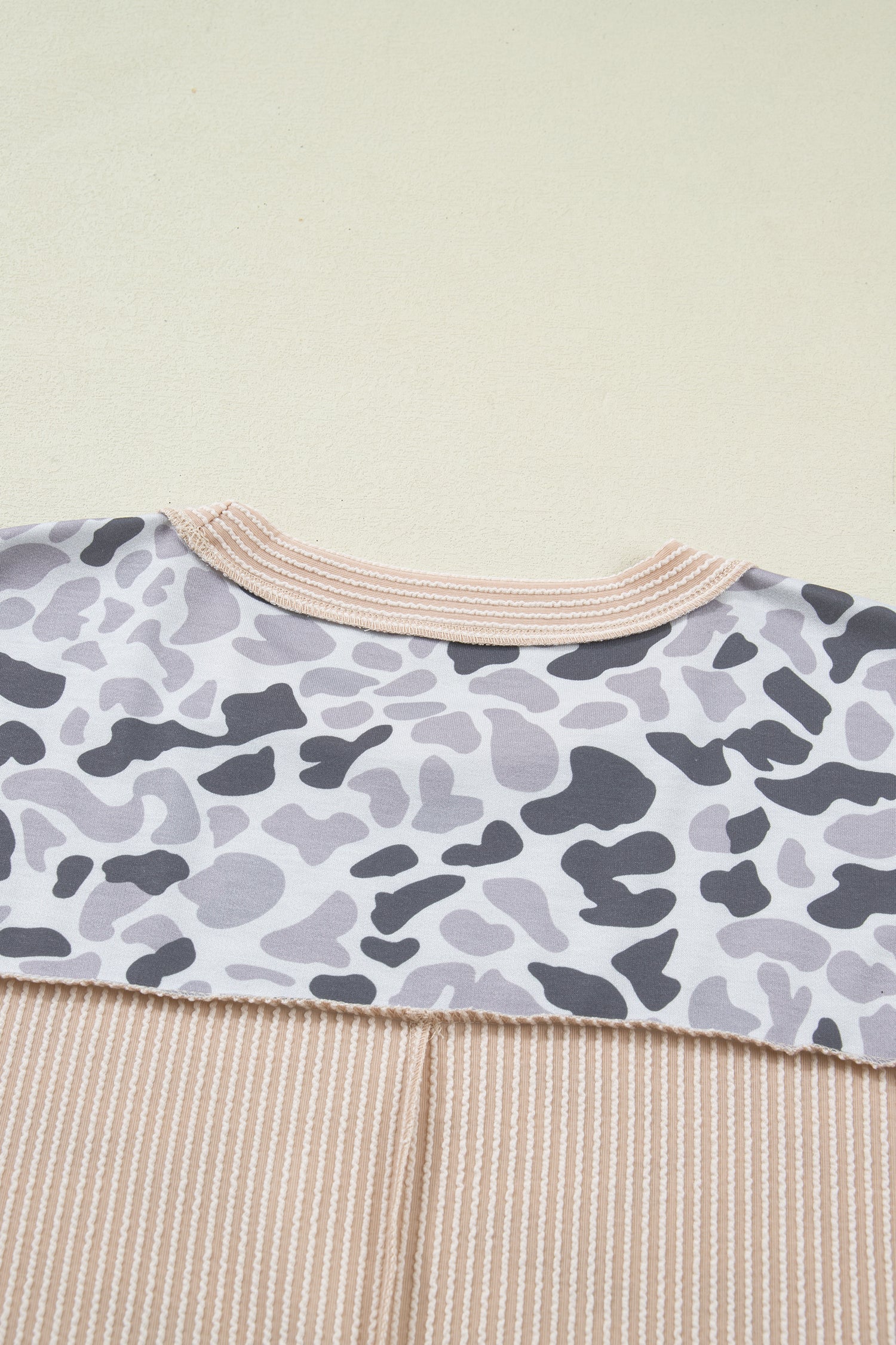 Gray Camouflage Print Twisted Ribbed Patchwork Casual T Shirt