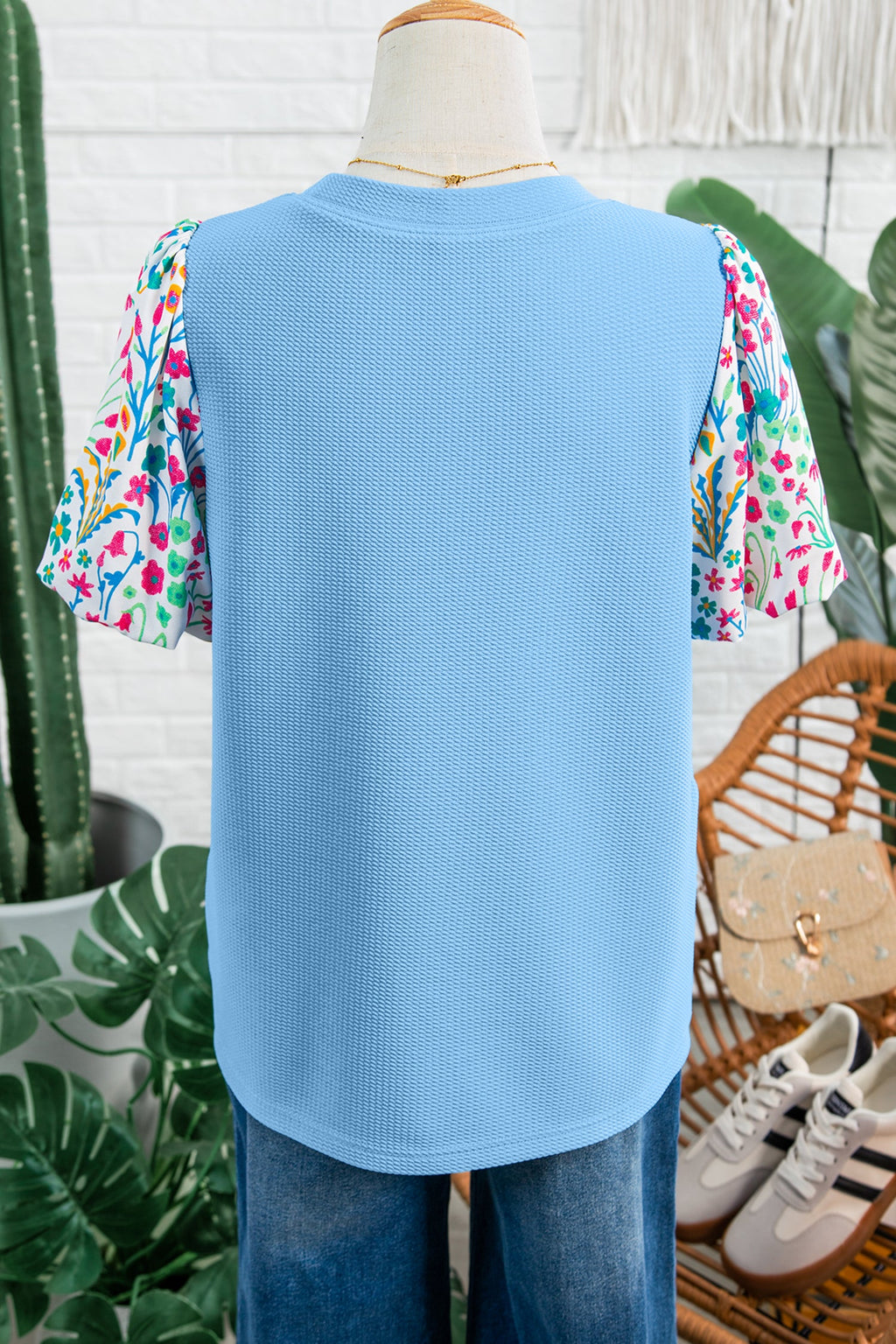 Light Blue Round Neck Textured Contrast Floral Bubble Sleeve Blouse