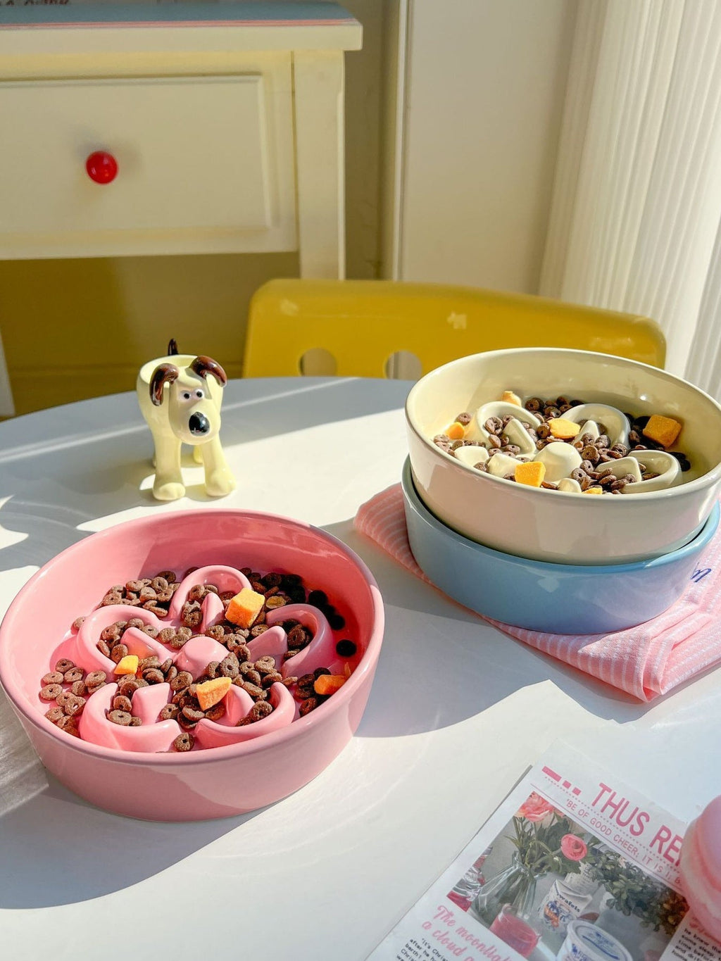 Flower-Shaped Slow Feeder Pet Bowl