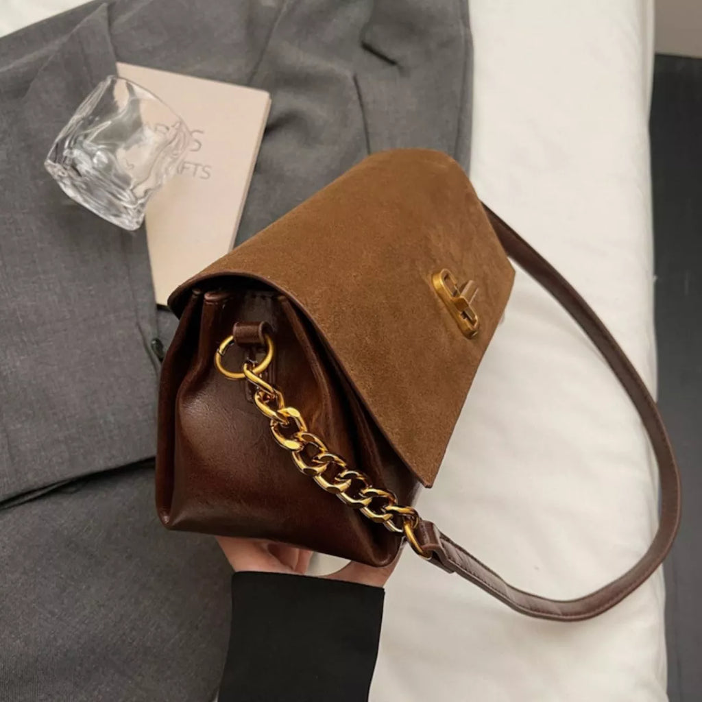 Chain Strap Flap Shoulder Bag