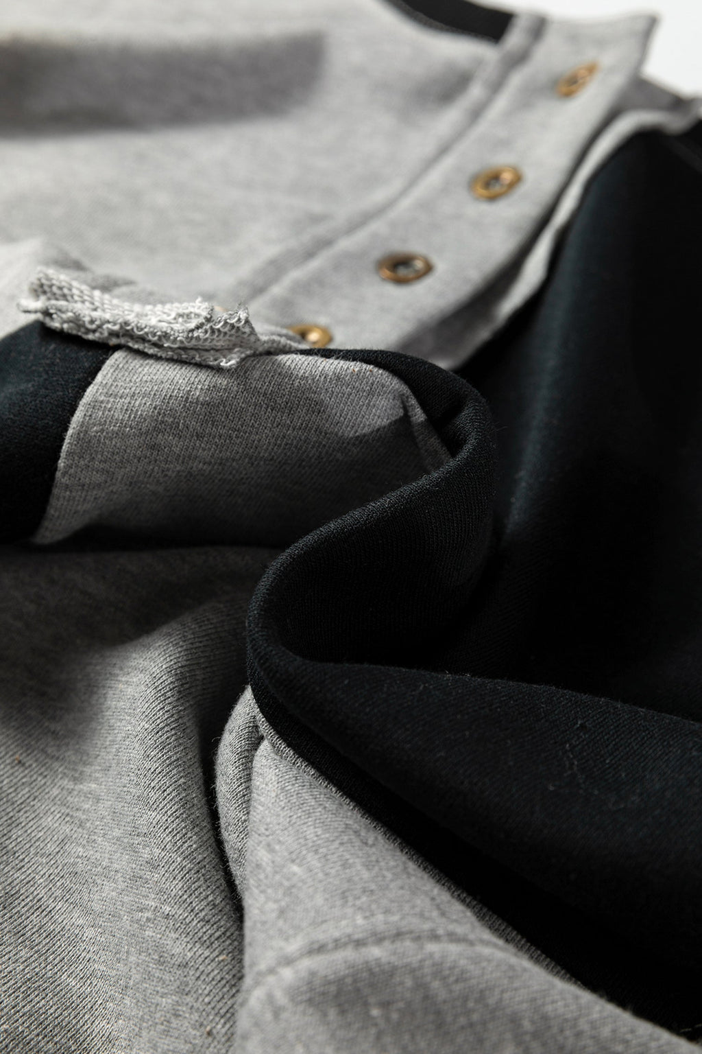 Color black Colorblock Henley High Low Oversize Sweatshirt