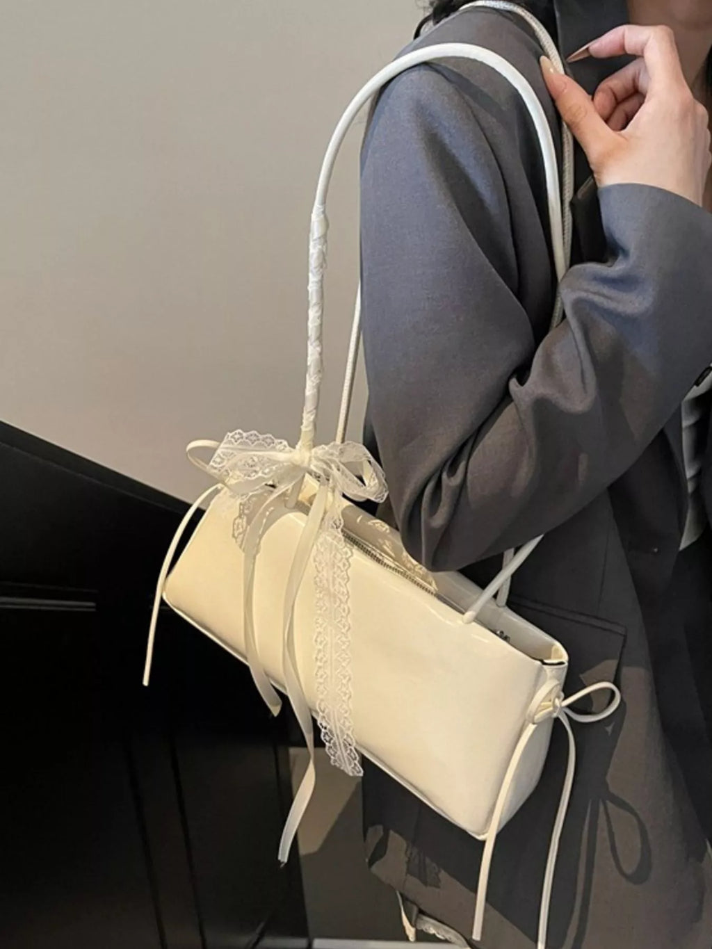 Lace Decor Shoulder Bag