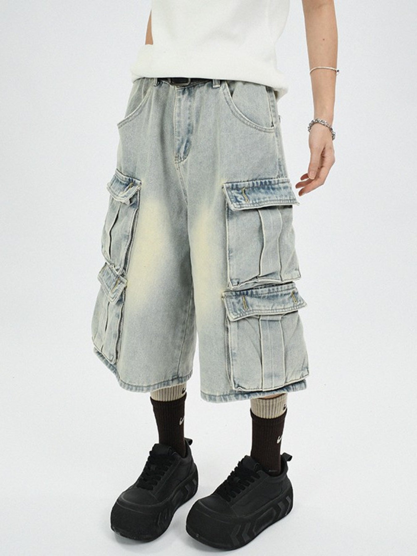 Men's Plus Size Washed Multi-Pocket Cargo Capris Jeans