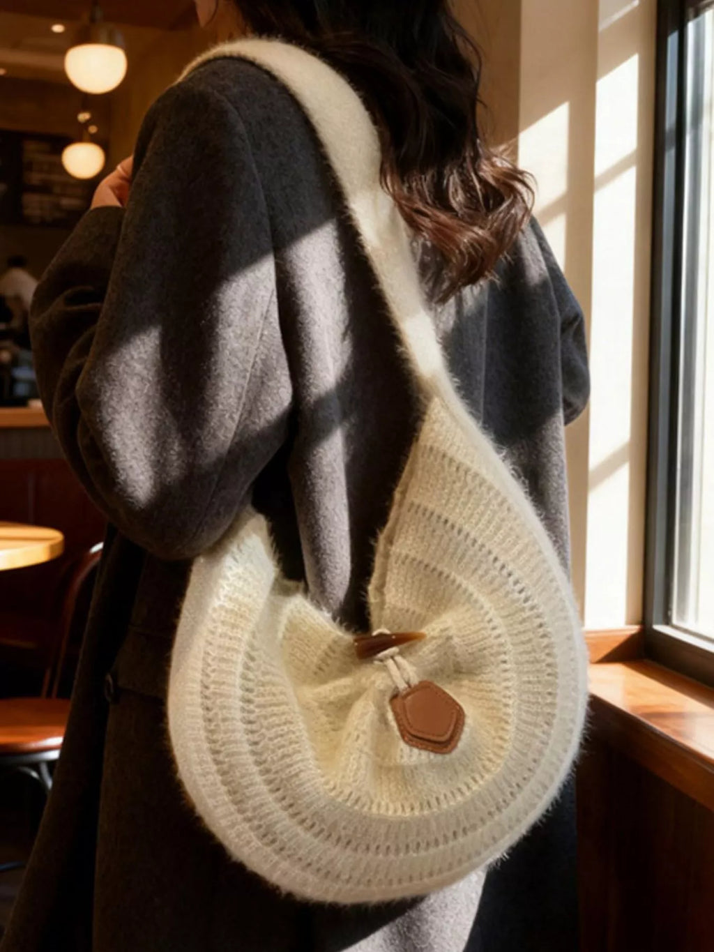 Lightweight Knitted Shoulder Bag