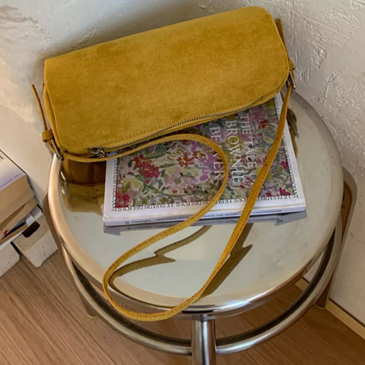 Retro Cylinder Shoulder Bag