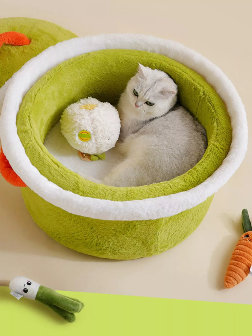 Cozy Warm Round Covered Semi-Enclosed Pet Nest