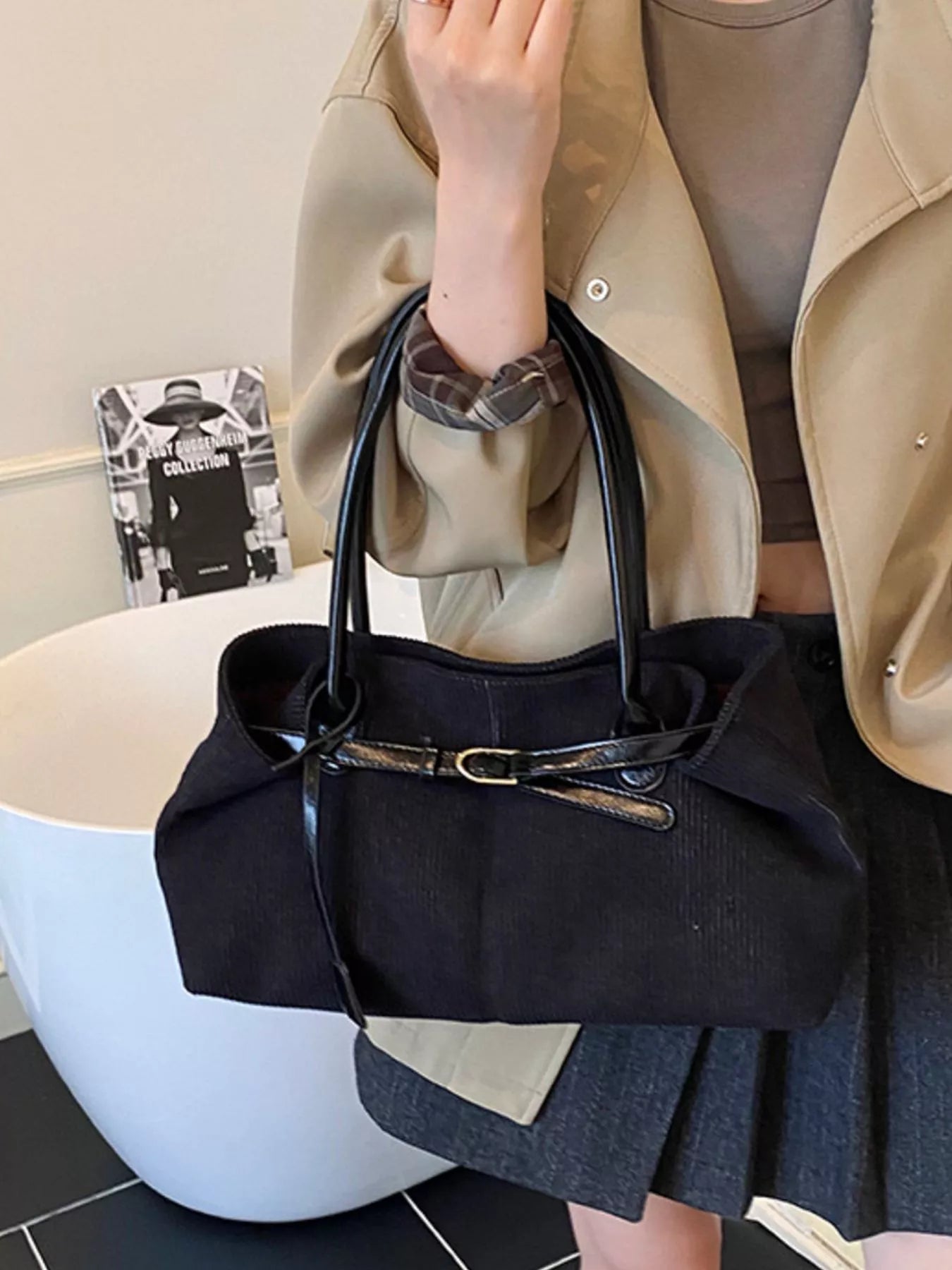 Buckle Decor Shoulder Bag