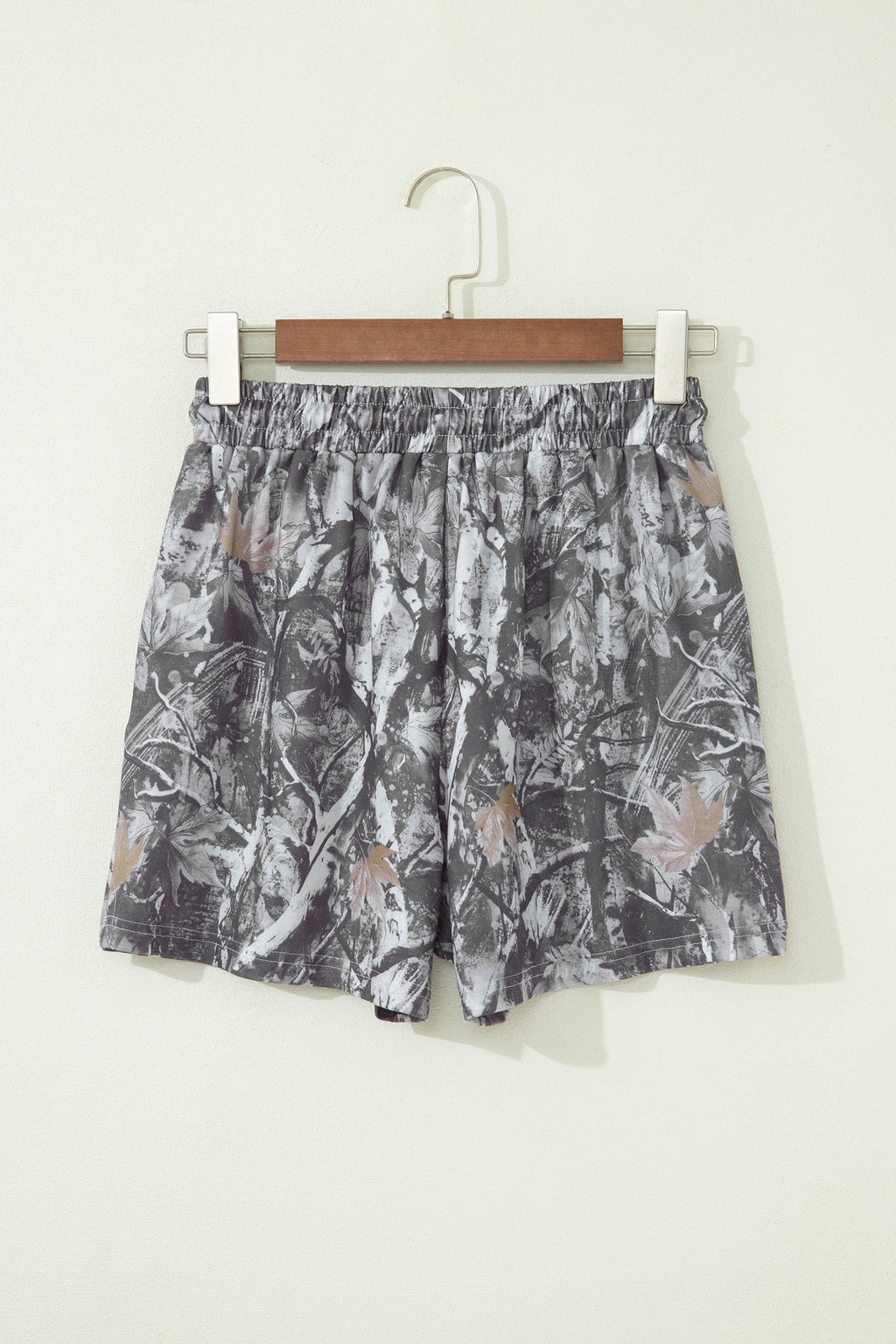 Gray Abstract Maple Leaf Printed Tie Elastic Waist Shorts