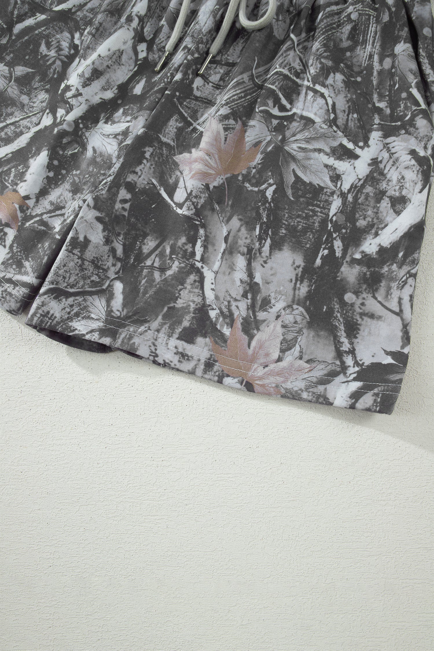 Gray Abstract Maple Leaf Printed Tie Elastic Waist Shorts