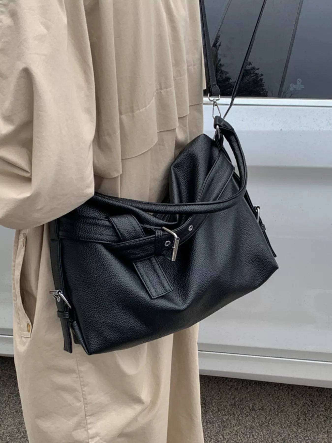 Decor Buckle Leather Shoulder Bag