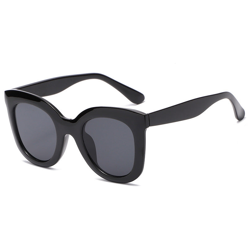 Large Rim Sunglasses – Oversized Women’s Fashion Shades