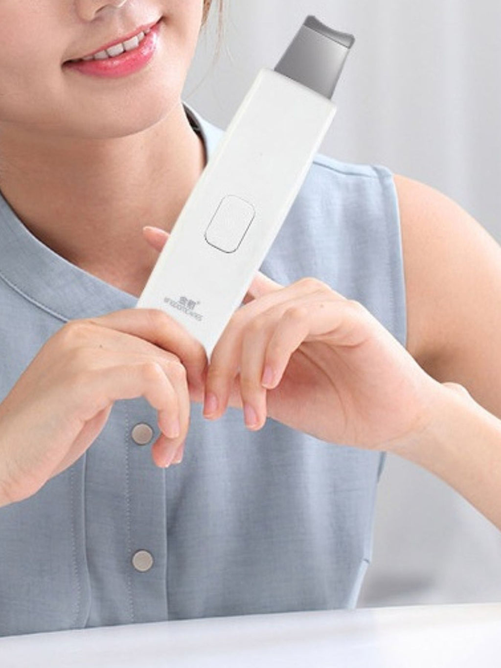 Facial Skin Scrubber Blackhead Extractor