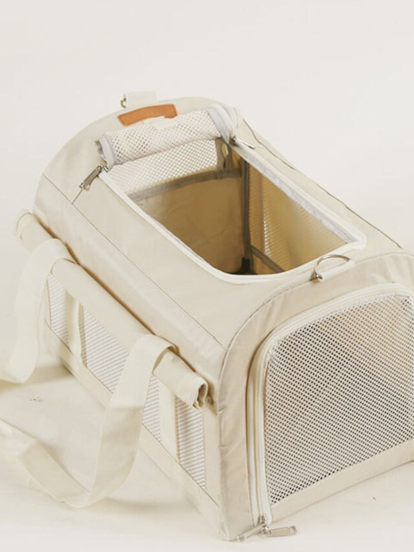 Comfortable & Breathable Pet Carrier Bag