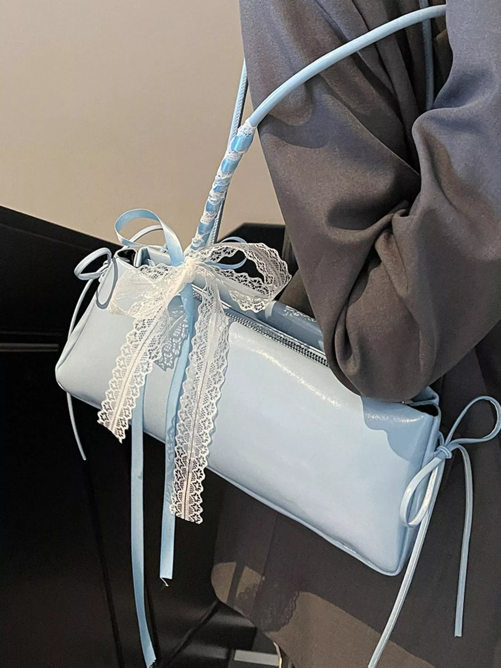 Lace Decor Shoulder Bag
