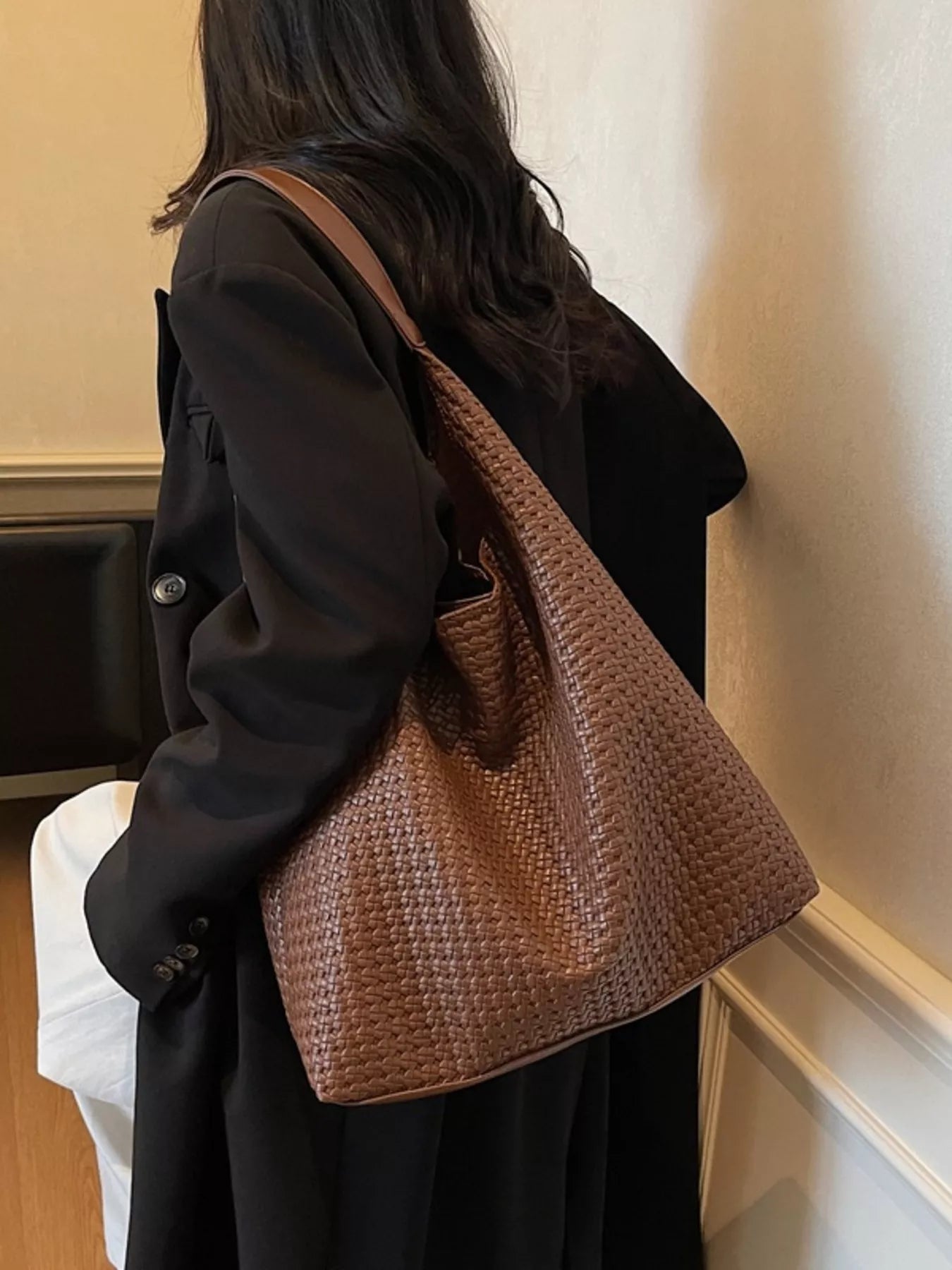 Woven Straw Texture Shoulder Bag