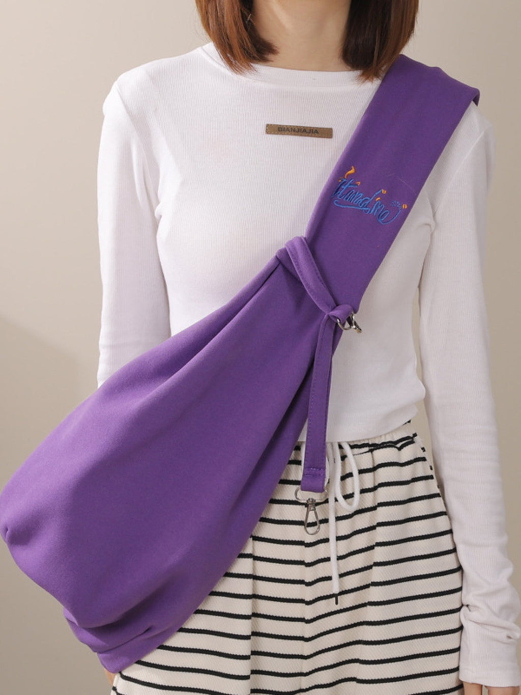Comfortable Pet Carrier Sling Bag