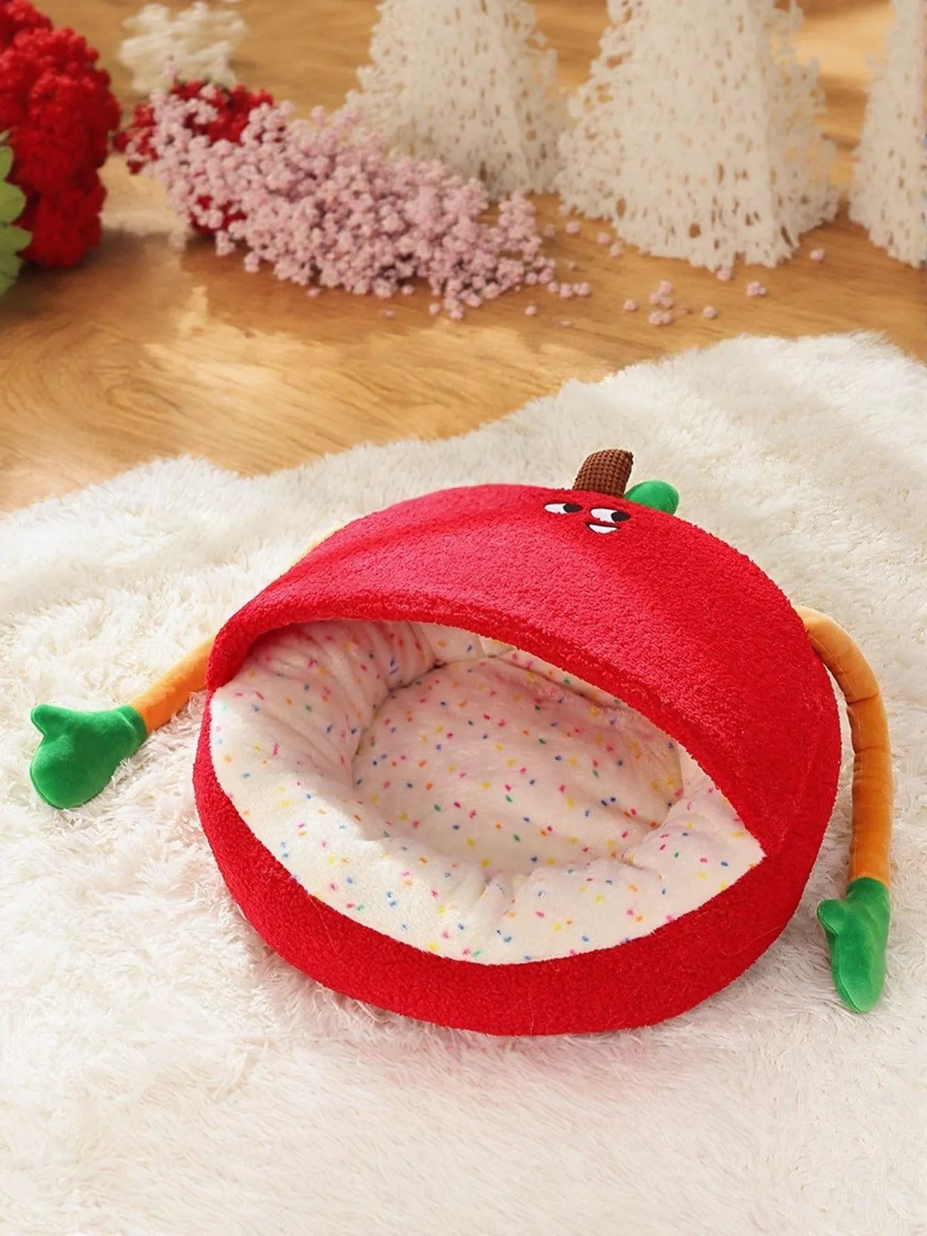 Cartoon Apple Shape Pet Nest with Plush Arms