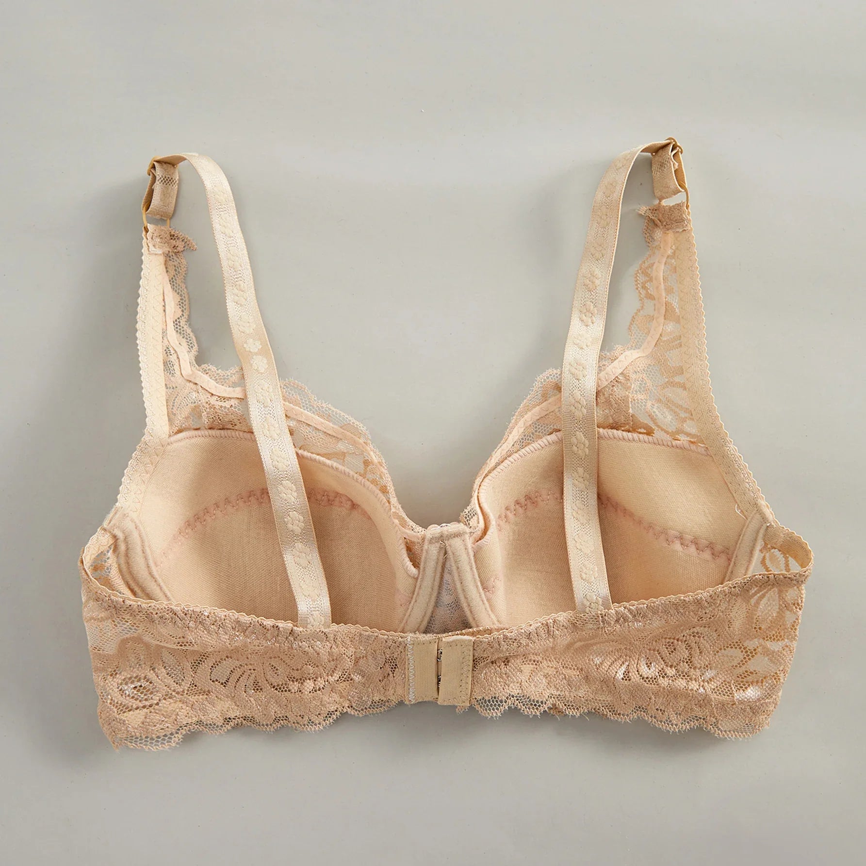 Women's Solid Color Bow Decor Push-Up Underwire Lace Bra with Adjustable Straps Soft Comfortable Breathable Triple-Breasted Ling