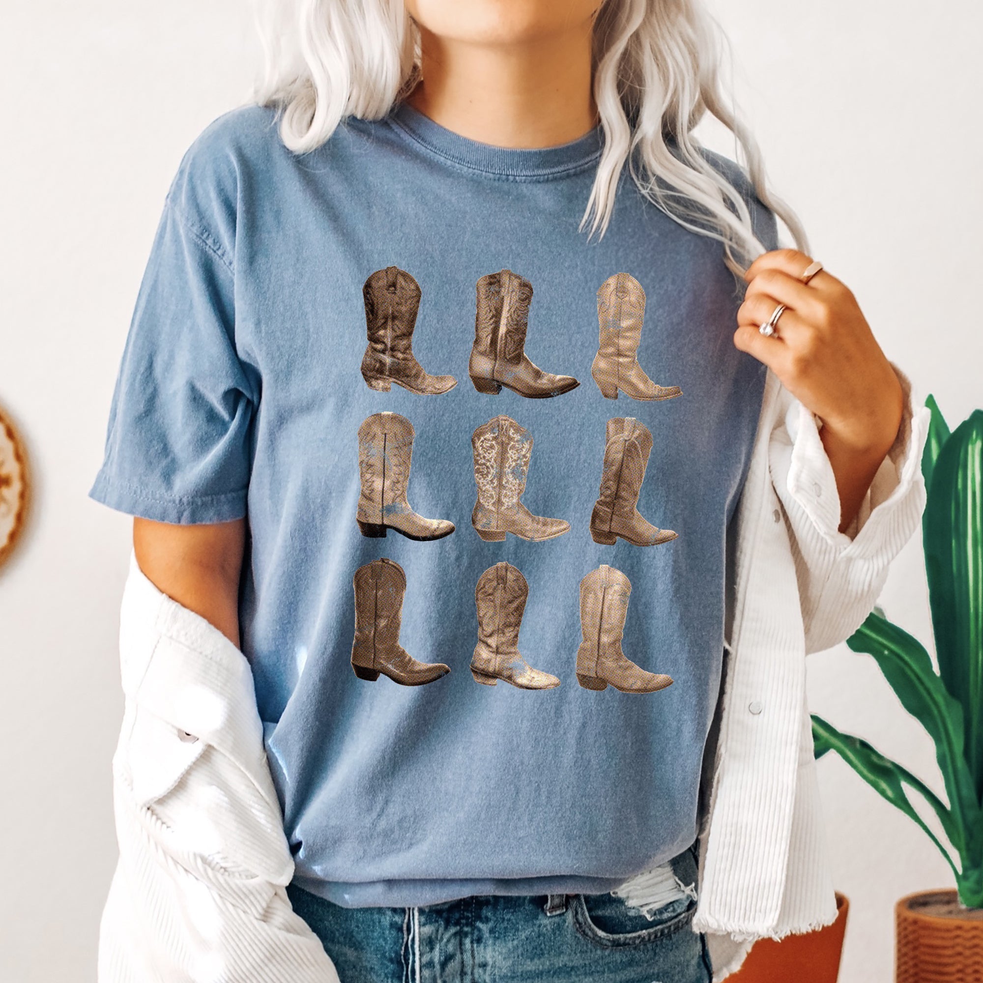 Cowboy Boots Western Retro Vintage Country Style Nostalgia Rustic Heritage Comfort Colors Tee