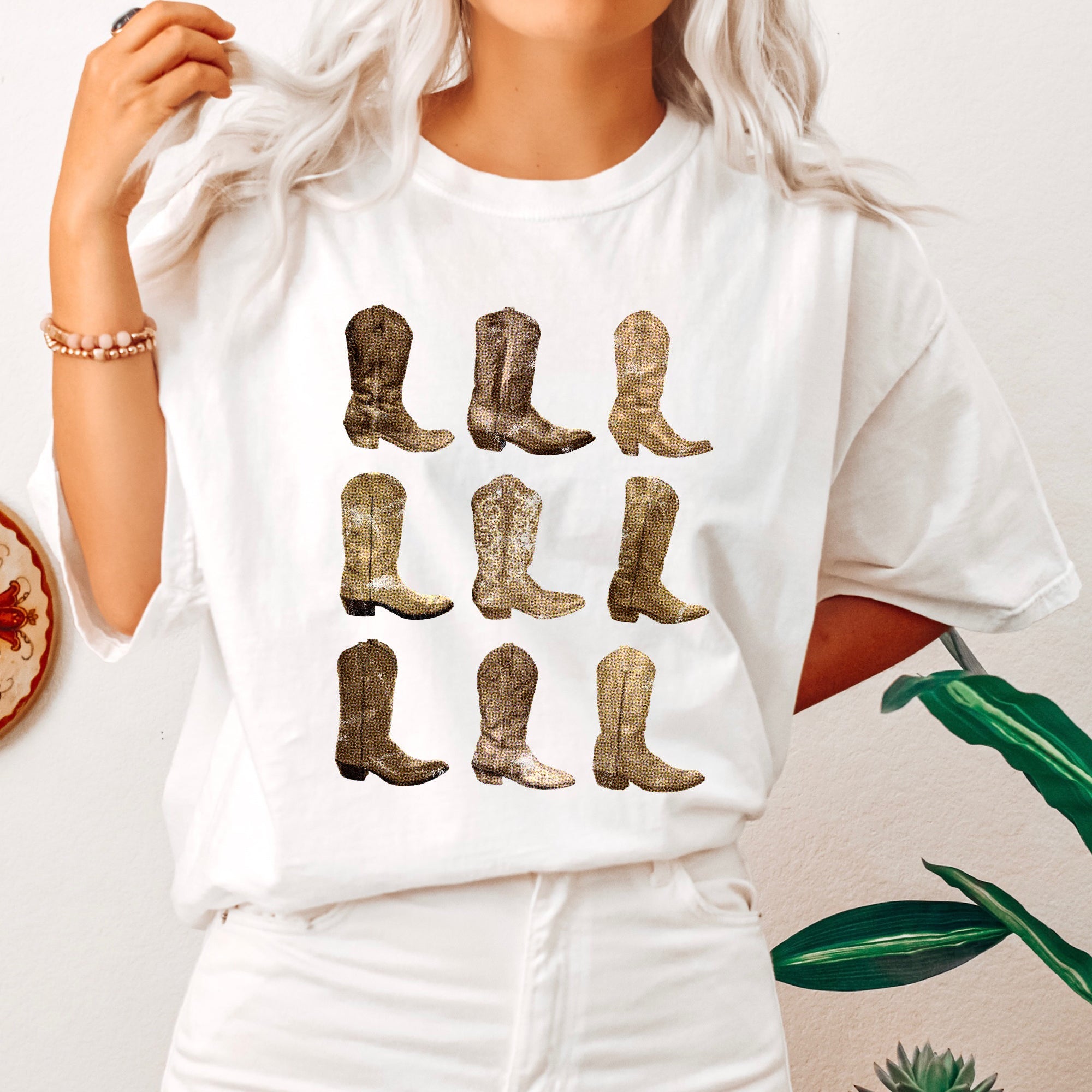 Cowboy Boots Western Retro Vintage Country Style Nostalgia Rustic Heritage Comfort Colors Tee