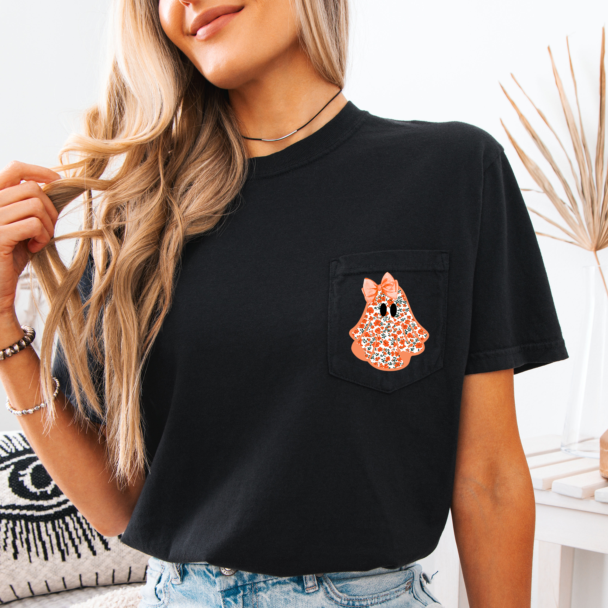 Cute Halloween Ghost Pattern Coquette Vintage Western Rustic Pocket Comfort Colors Tee