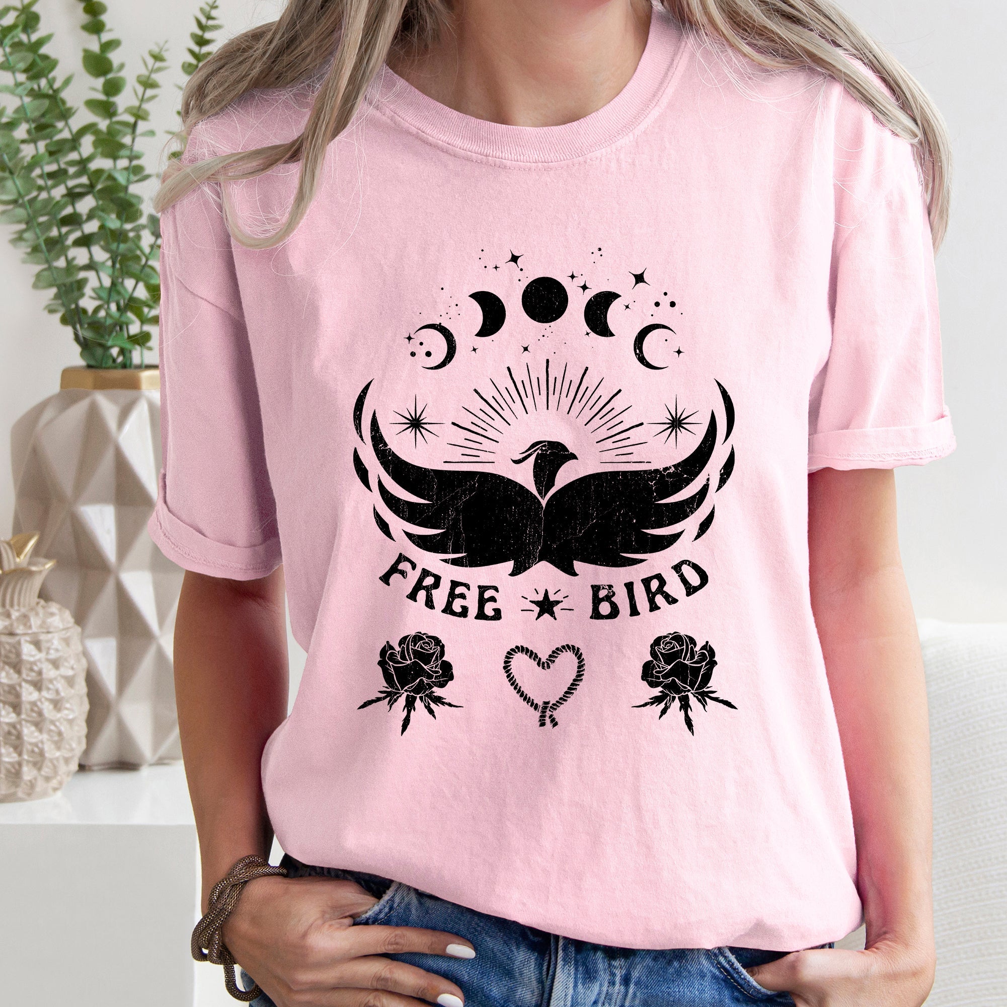 Free Bird Western Country Rock Music Bird Cowboy Vintage Distressed Graphic Artwork Comfort Colors Tee