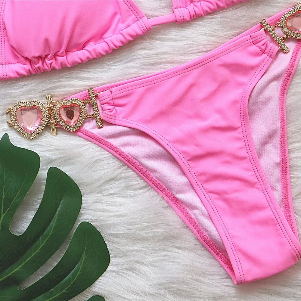 Sexy Rhinestones Bikini Set 2025 Women Red Pink Glitter Diamond Metal Chain Thong Swimwear Bathing Suit Band 3 Piece Swimsuit