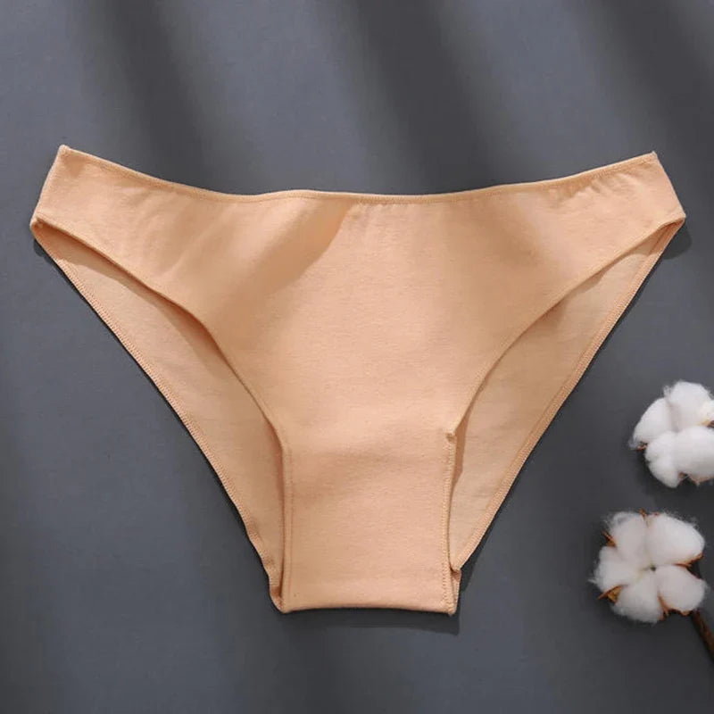 Sexy Low Waist Brief Panties for Women – Comfortable Cotton Lingerie in Plus Sizes M-XXL