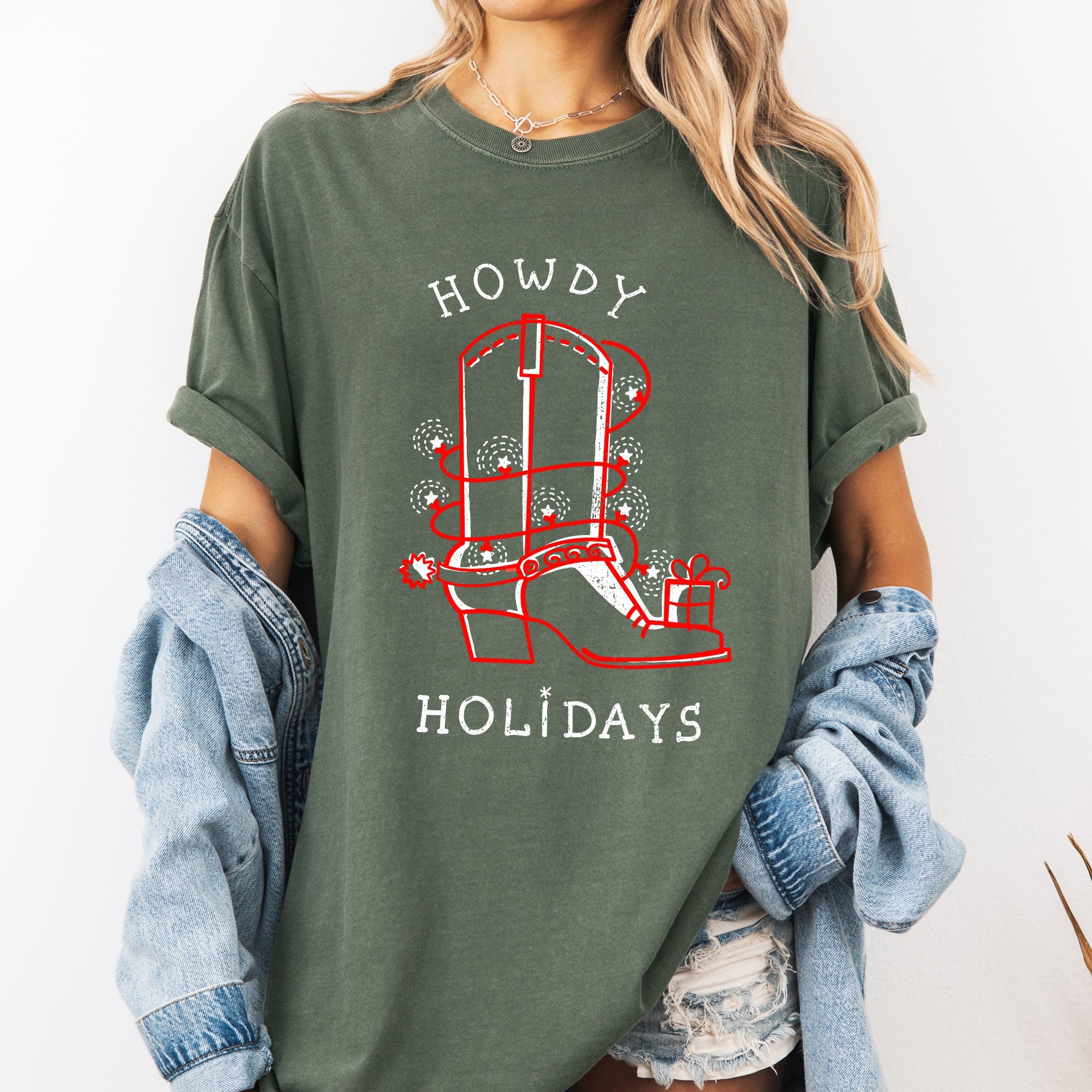 Howdy Holidays Christmas Cowboy Boot Country Western Xmas Vintage Comfort Colors Tee