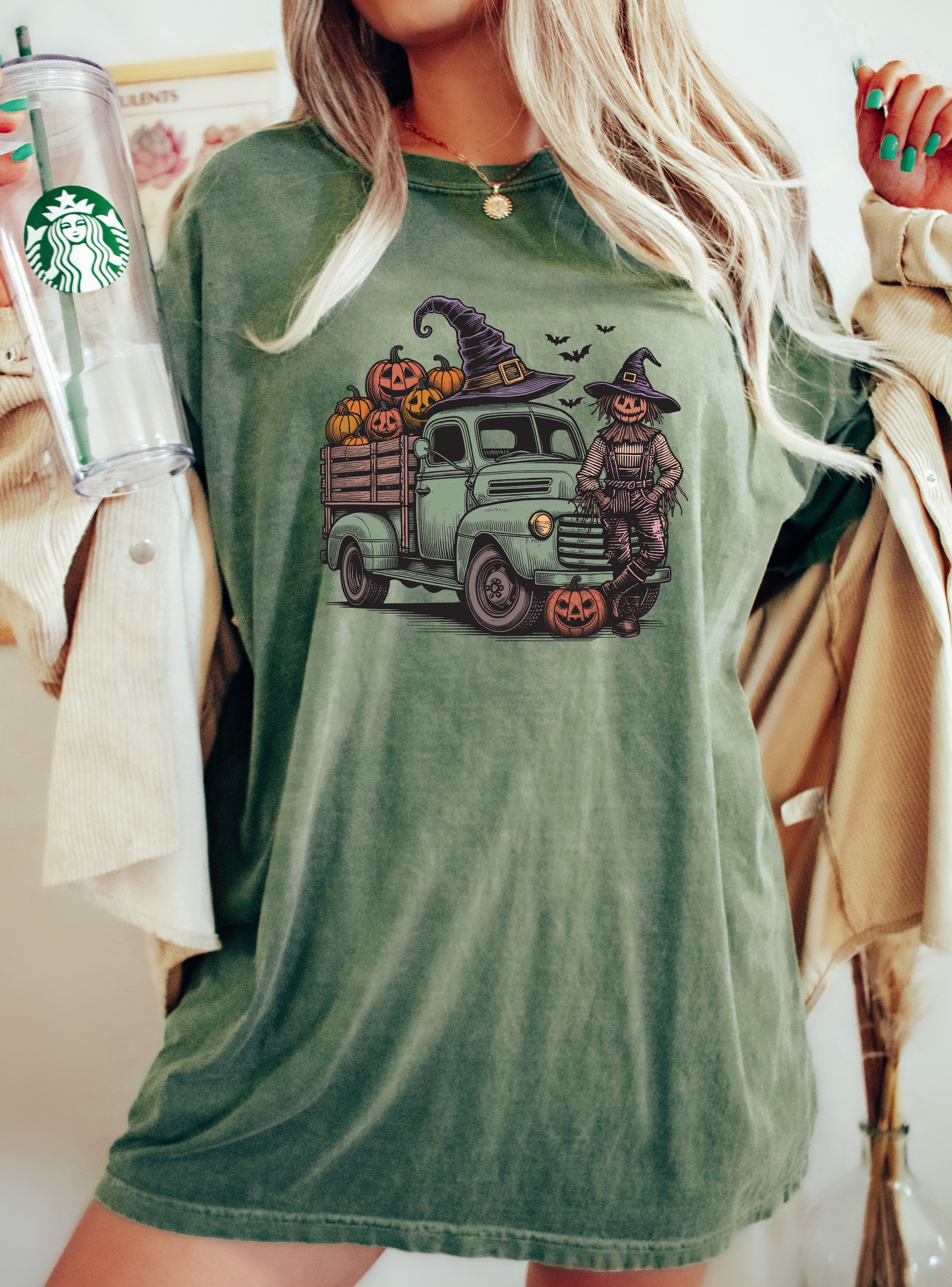 Scarecrow Pumpkin Ghost Western Witch Aesthetic Meme Halloween Costume Vintage Vibe Comfort Colors Tee