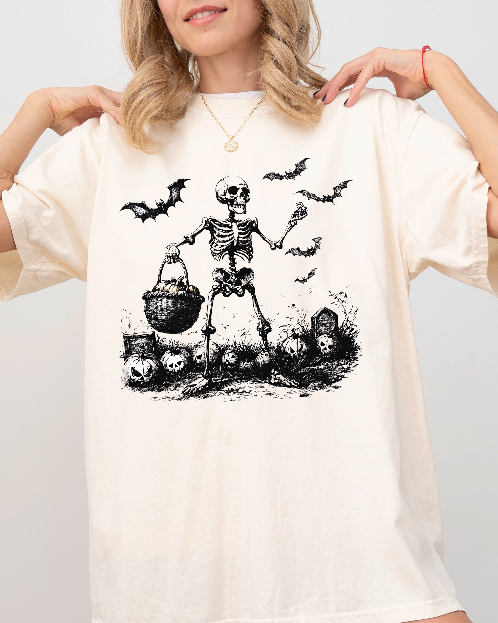 Vintage Skeleton Ghost Pumpkin Patch Witch Halloween Classic Costume Comfort Colors Tee