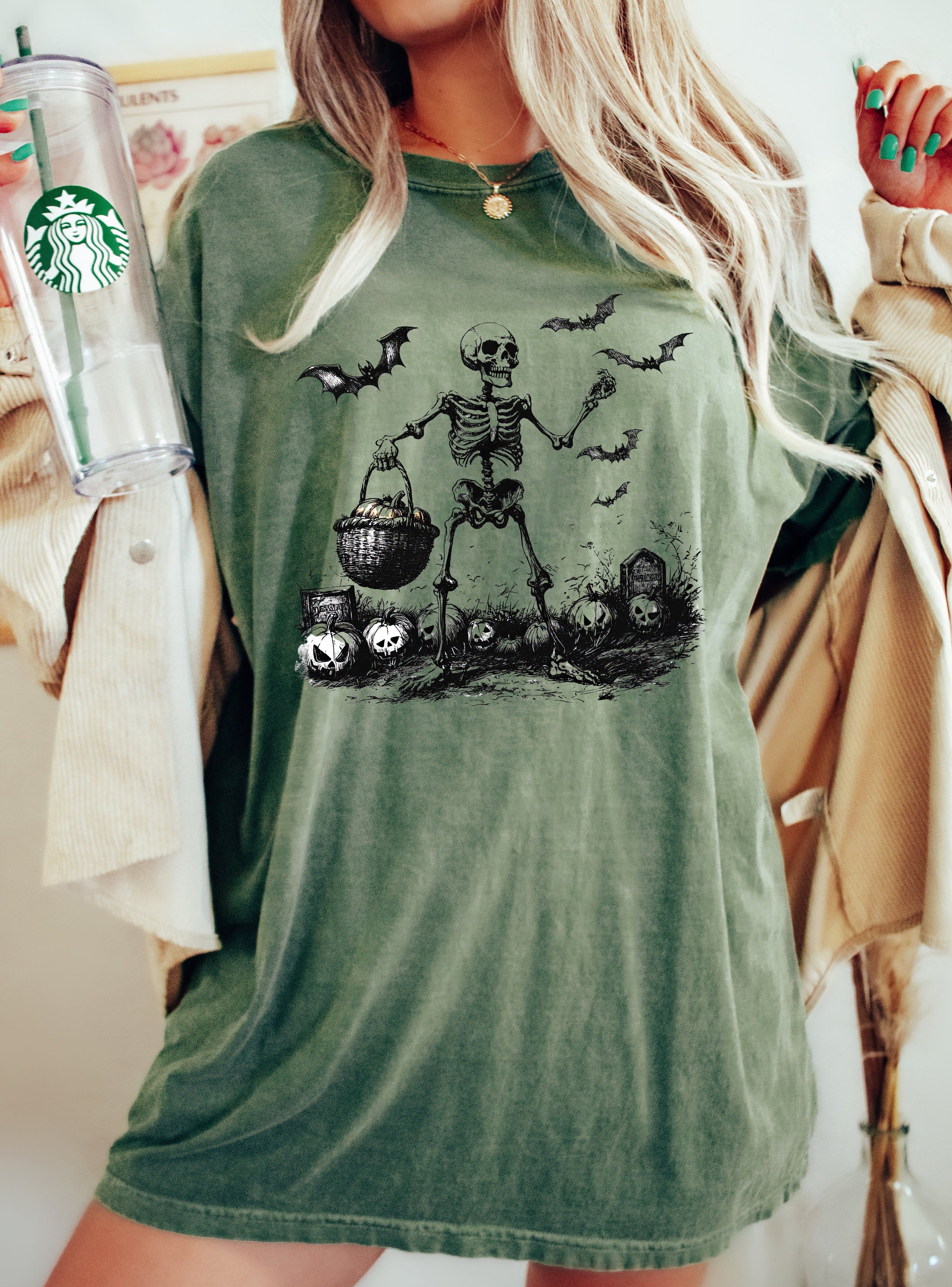 Vintage Skeleton Ghost Pumpkin Patch Witch Halloween Classic Costume Comfort Colors Tee