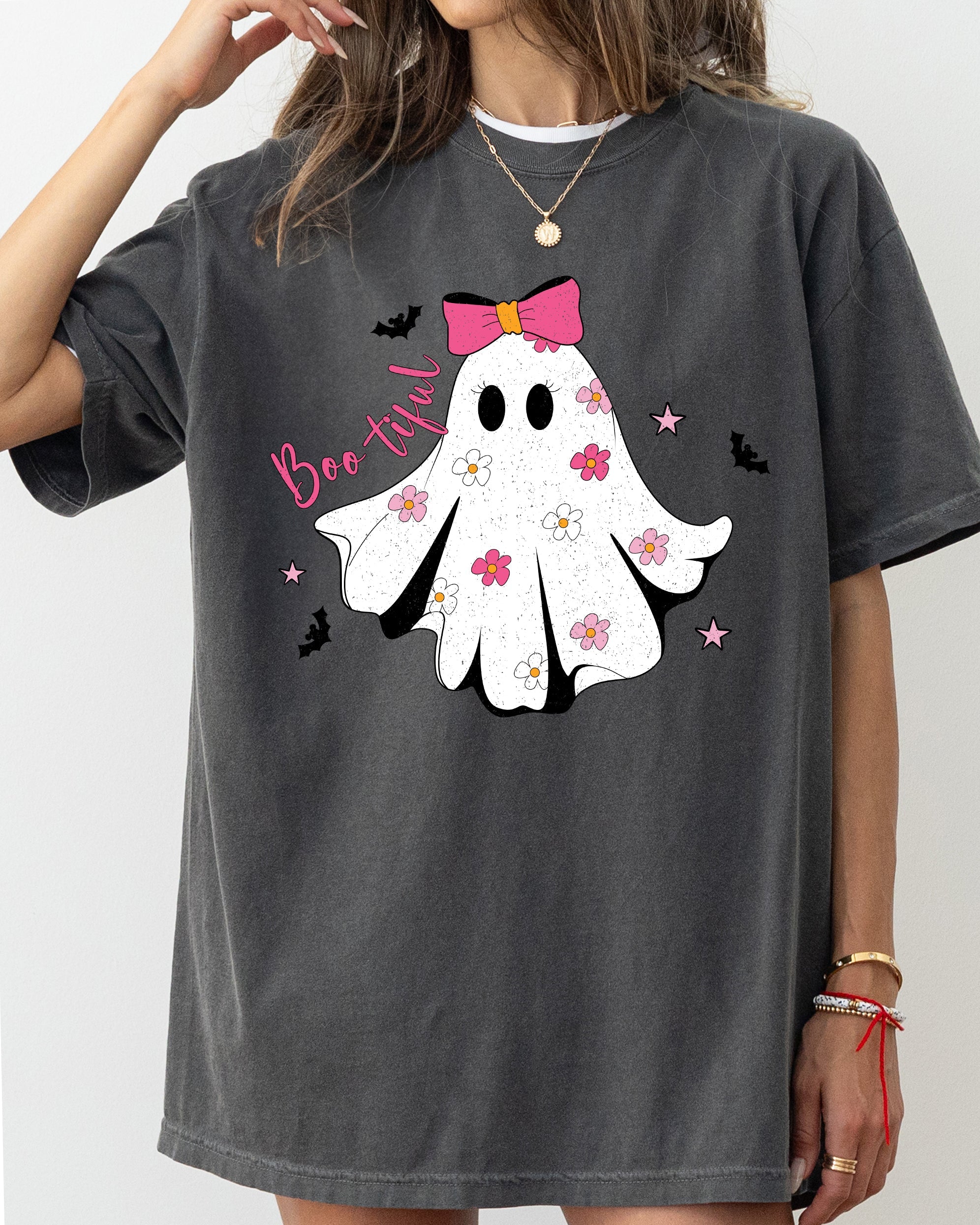 Bootiful Ghost Coquette Bow Vintage Western Witch Aesthetic Meme Halloween Costume Comfort Colors Tee