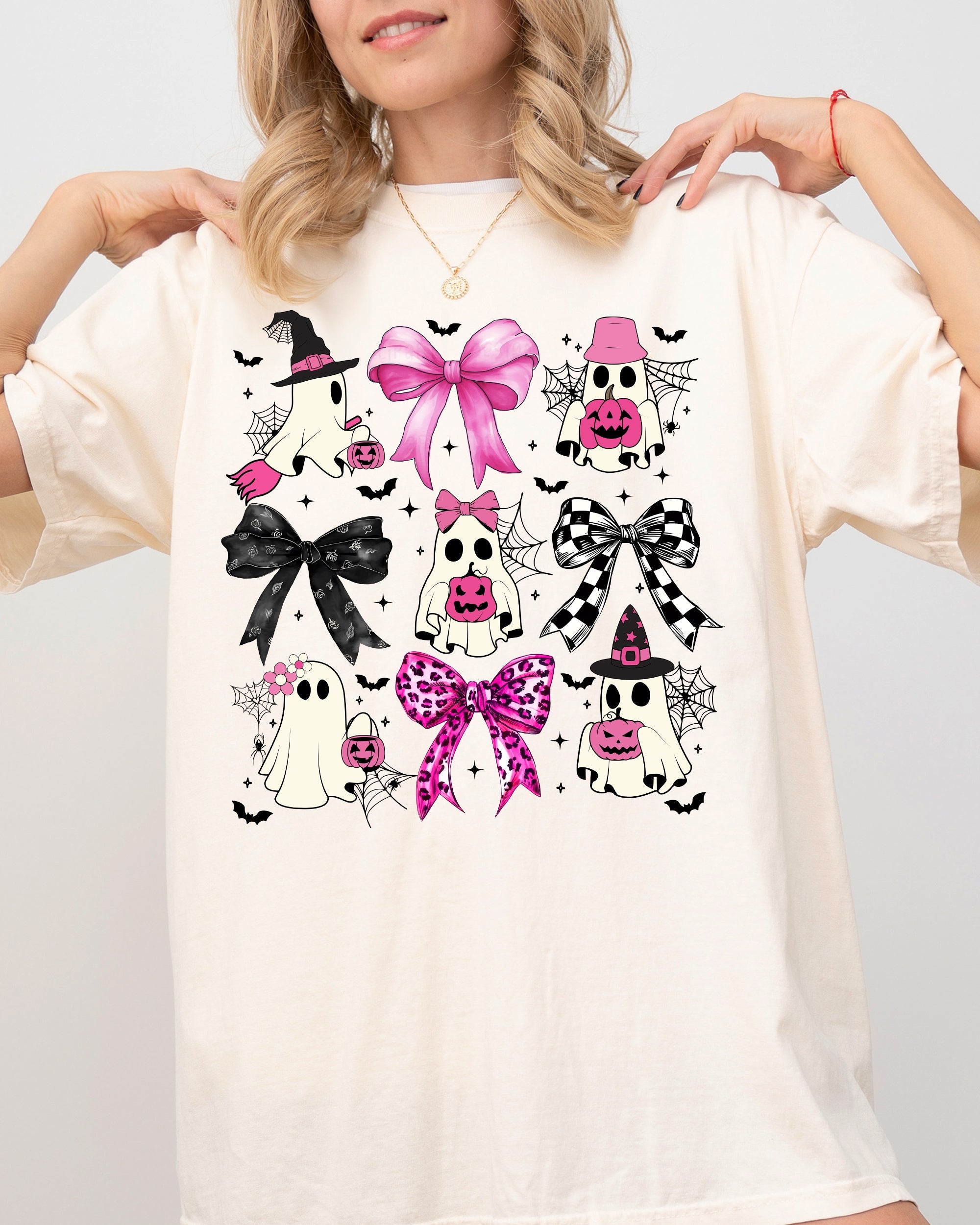 Coquette Bow Cowboy Ghost Vintage Western Witch Aesthetic Meme Halloween Costume Comfort Colors Tee