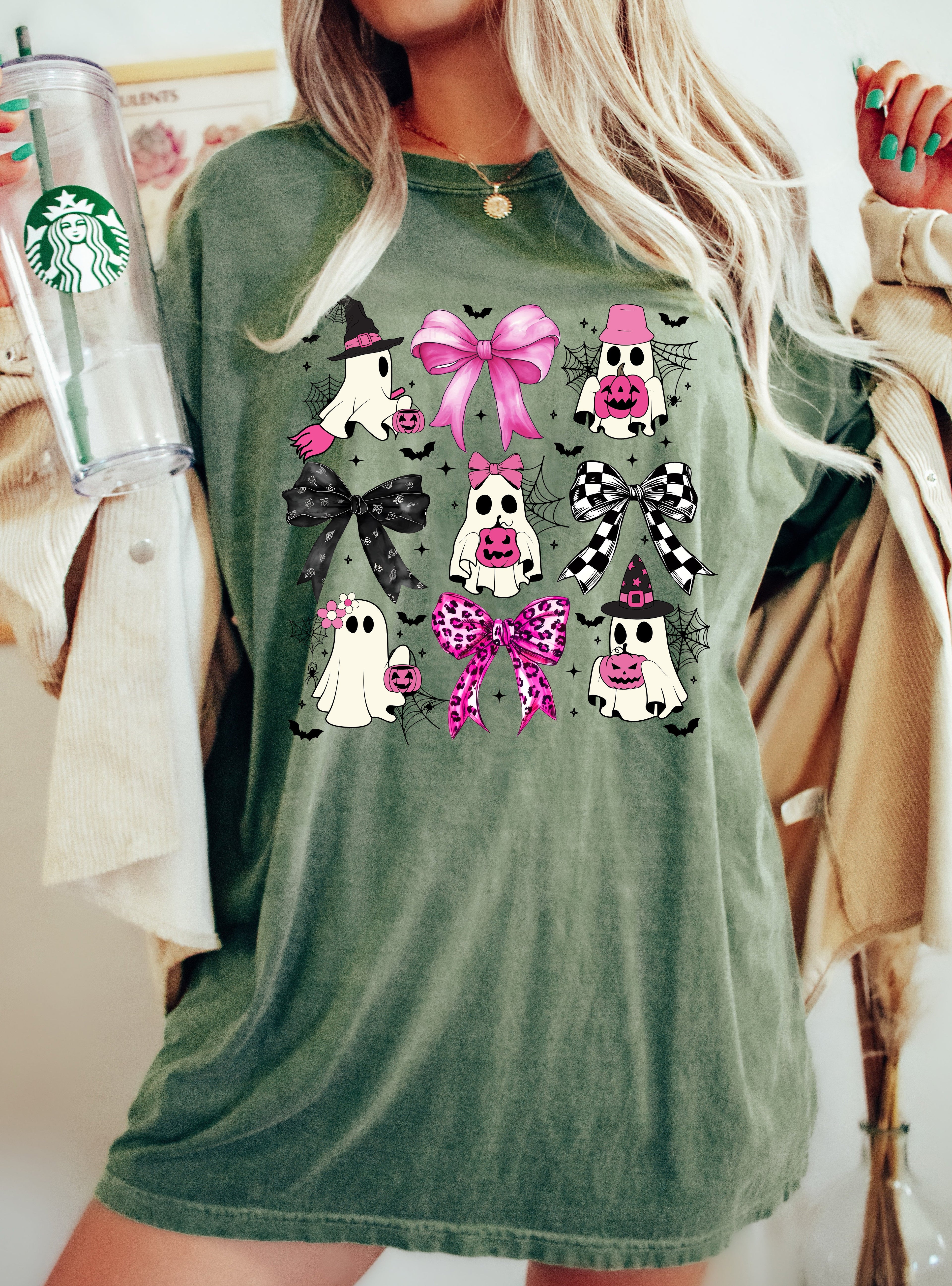 Coquette Bow Cowboy Ghost Vintage Western Witch Aesthetic Meme Halloween Costume Comfort Colors Tee