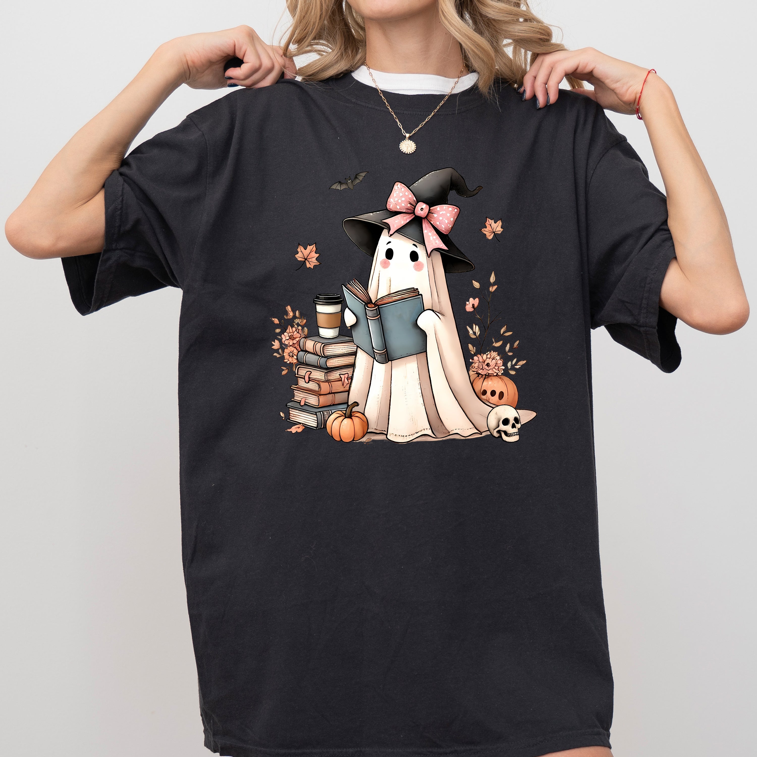 Book Lover Ghost Skeleton Vintage Western Witch Aesthetic Meme Halloween Costume Comfort Colors Tee