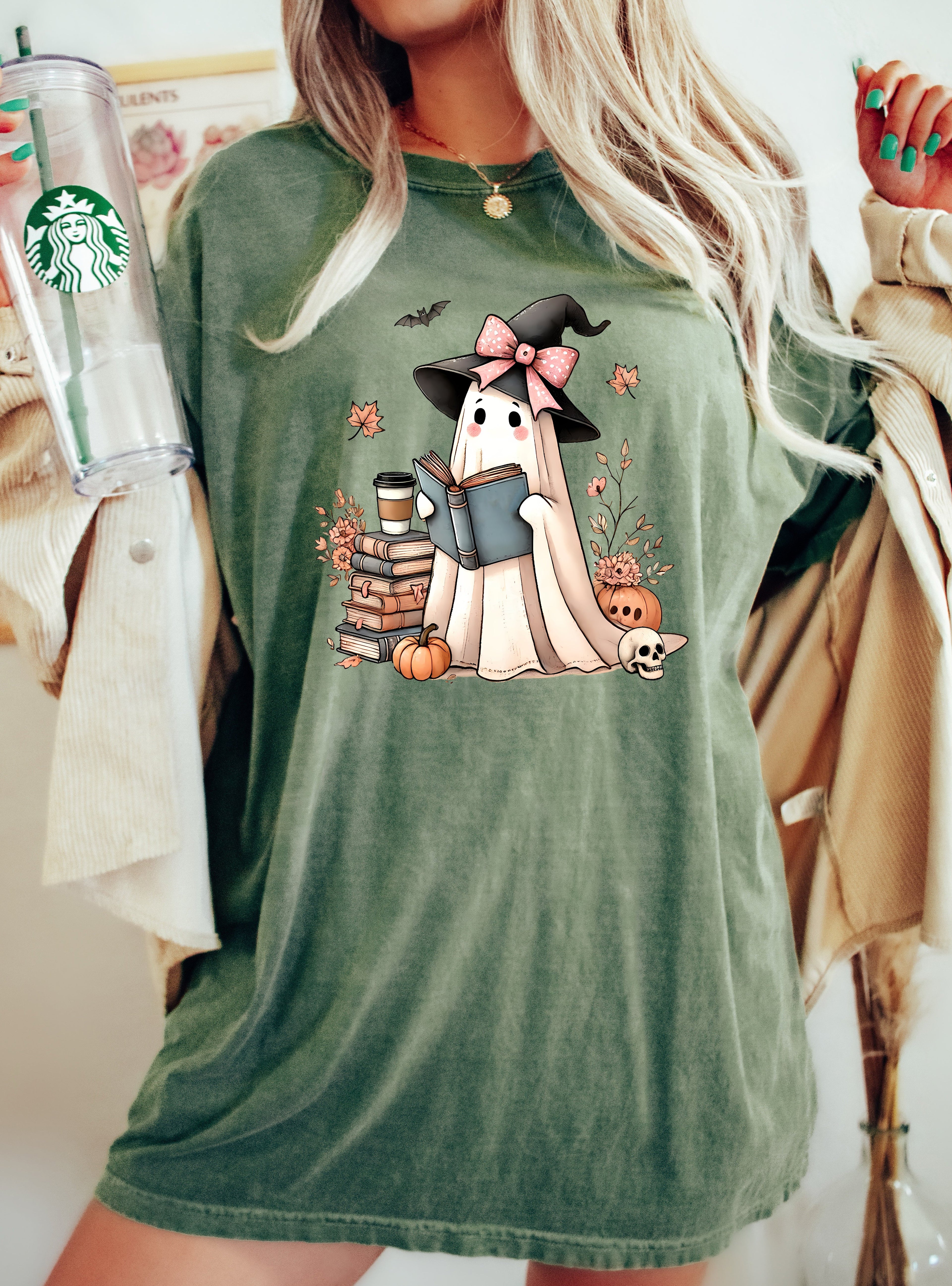 Book Lover Ghost Skeleton Vintage Western Witch Aesthetic Meme Halloween Costume Comfort Colors Tee