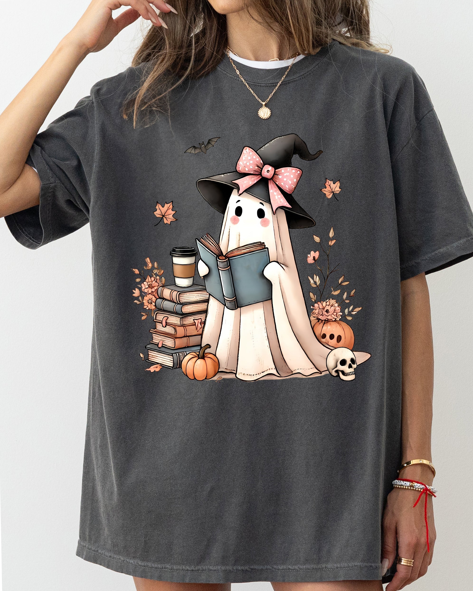Book Lover Ghost Skeleton Vintage Western Witch Aesthetic Meme Halloween Costume Comfort Colors Tee