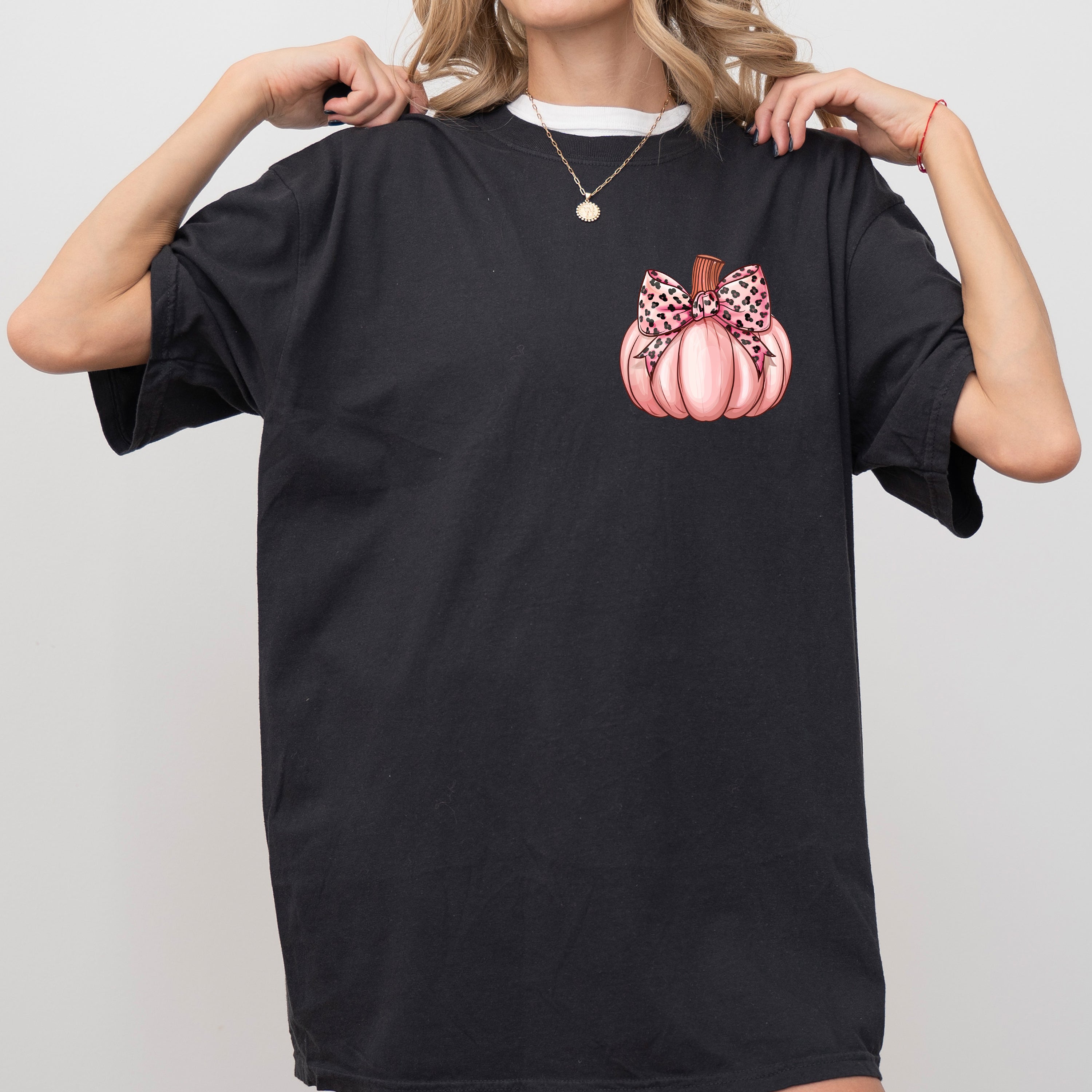 Pink Pumpkin Coquette Pocket Print Vintage Western Witch Meme Halloween Costume Comfort Colors Tee