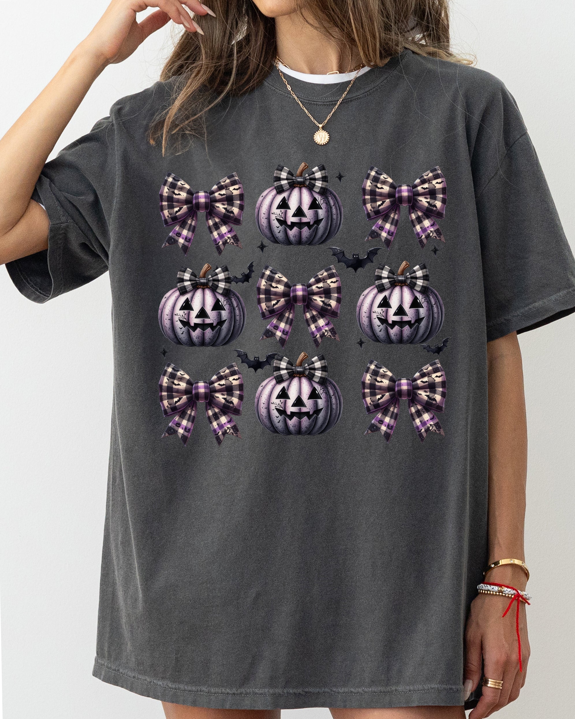 Bow Pumpkin Coquette Vintage Western Witch Halloween Costume Meme Comfort Colors Tee